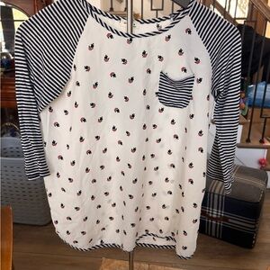 Monteau Navy and White Patterned Top